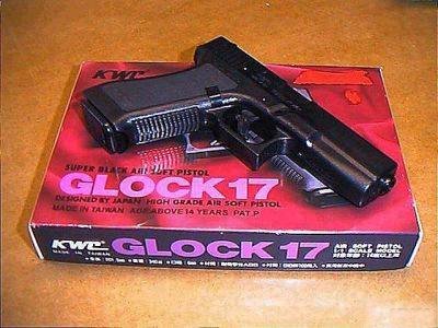Glock 17 KWC